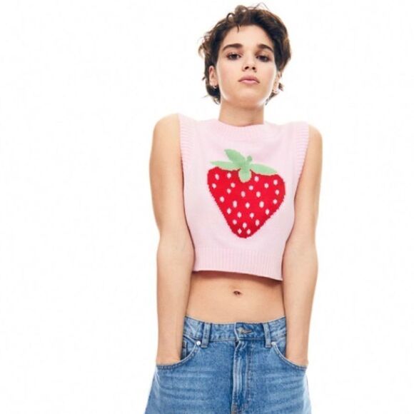 H&M Knit Vest Strawberry New - Picture 4 of 4